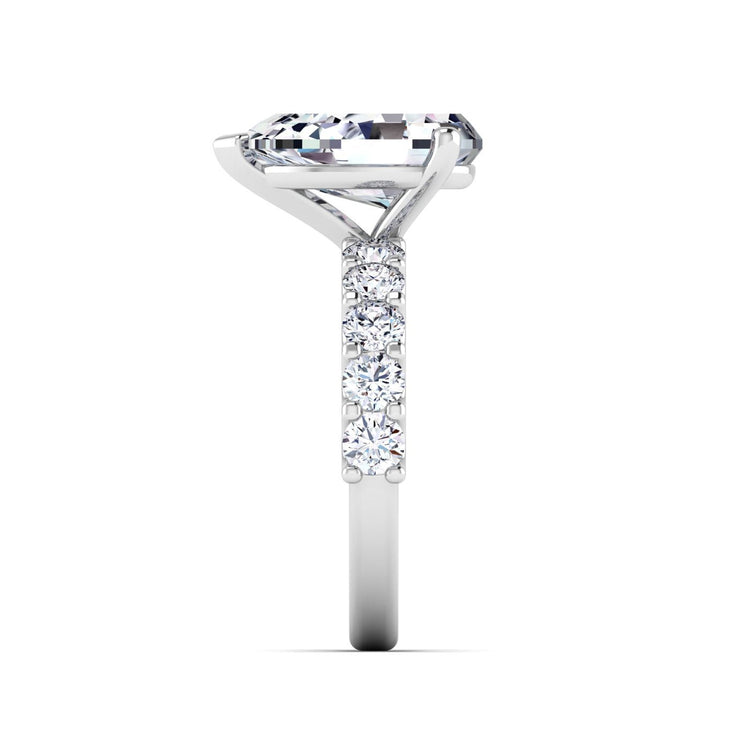 White Gold
Pear