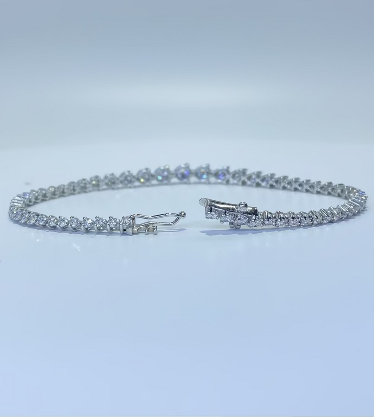 Graduating Tennis Bracelet 5.00ct