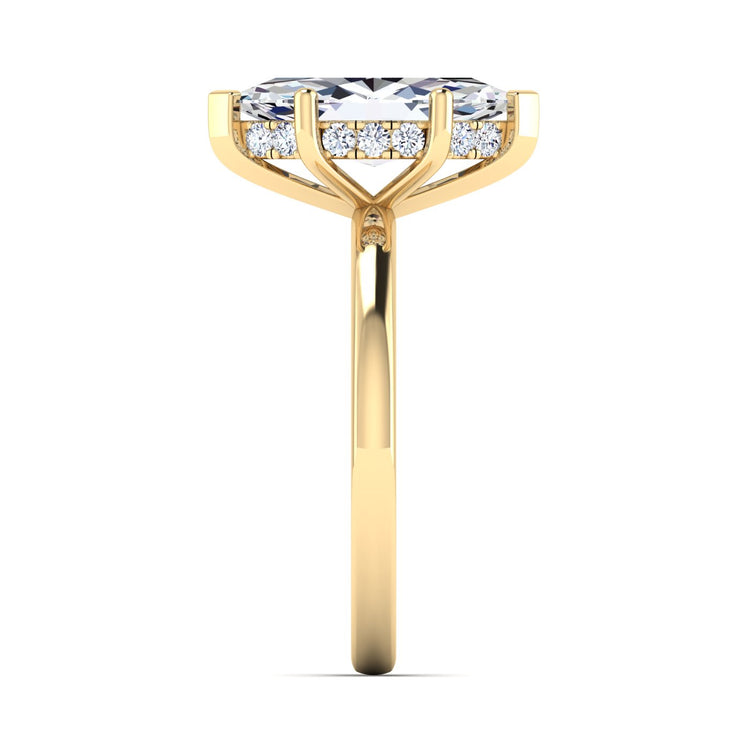 Yellow Gold
Marquise