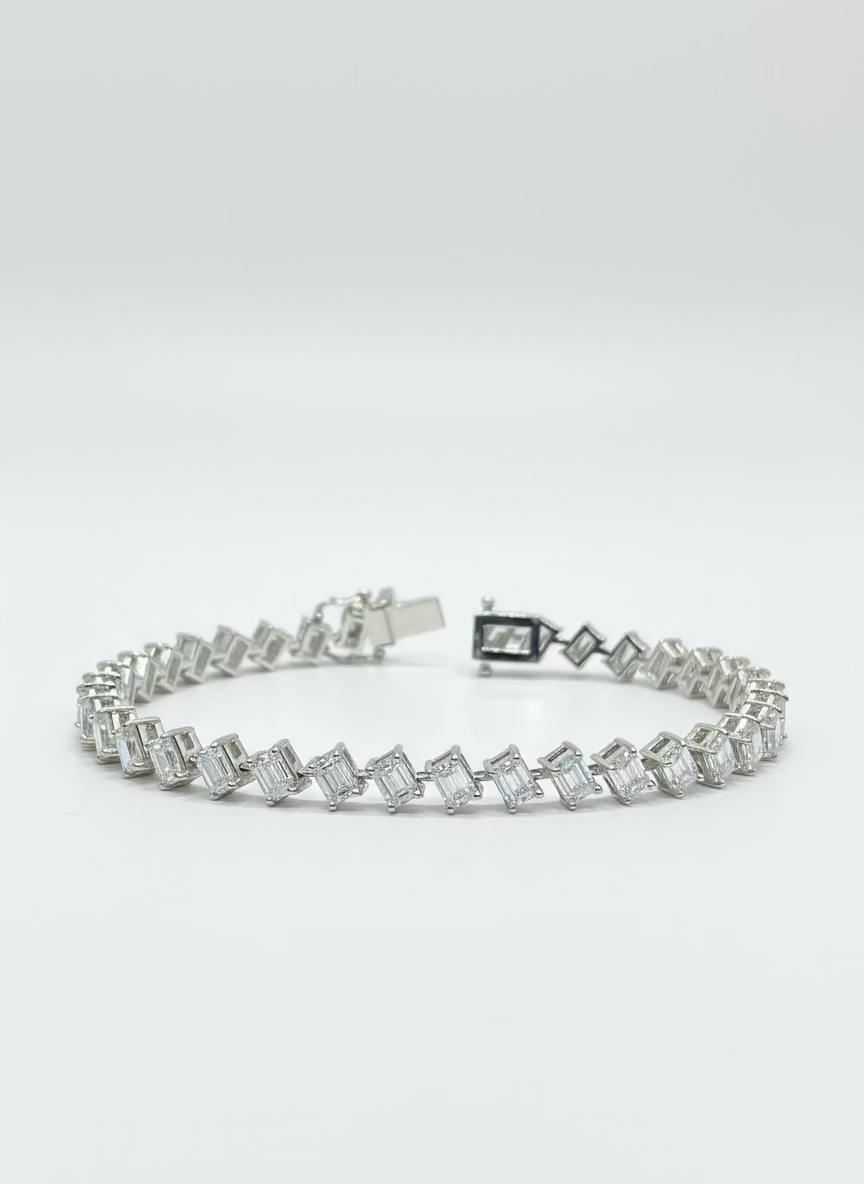 
                    Emerald Tennis Bracelet 8.02ct
                  