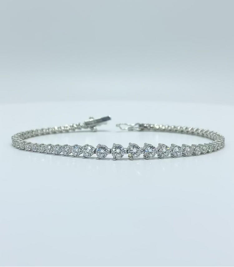 Graduating Tennis Bracelet 5.00ct
