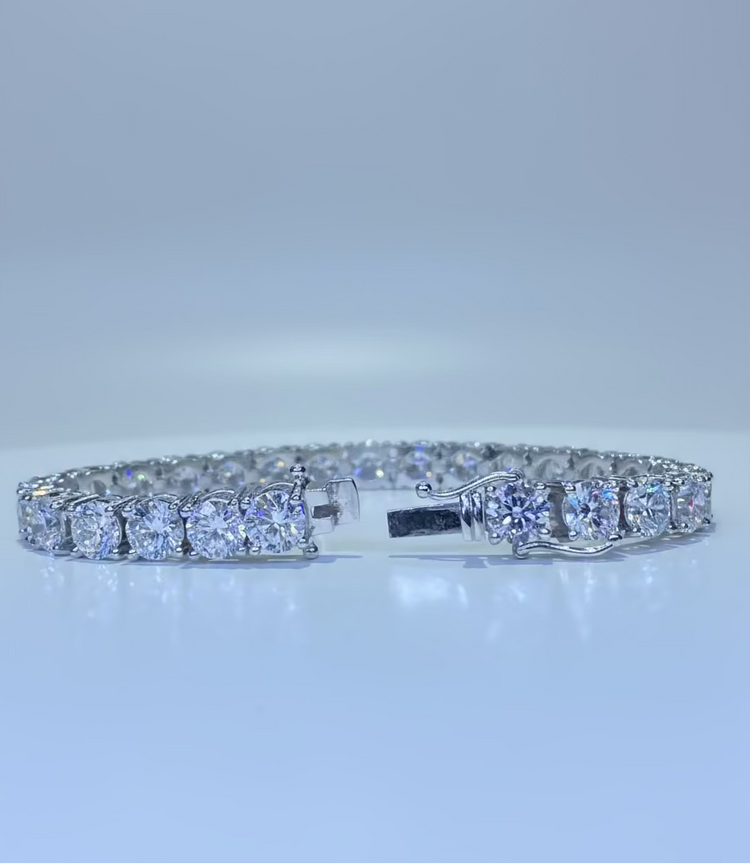 Tennis Bracelet 26.81ct