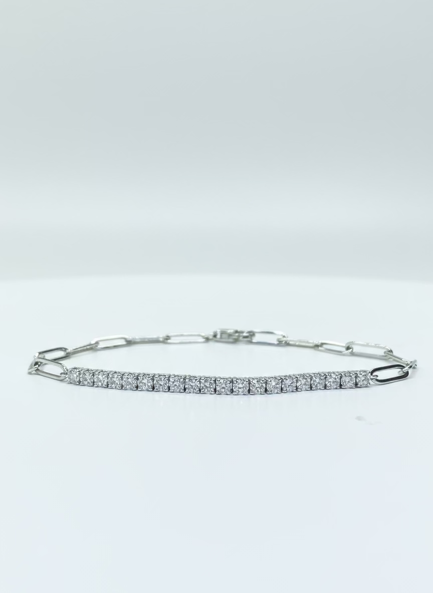 
                    Paperclip Tennis Bracelet 1.05ct
                  