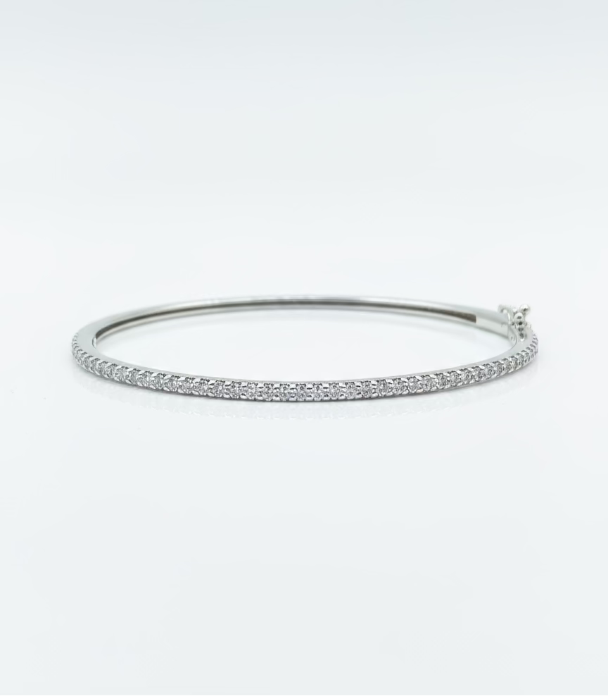 
                    Diamond Bangle 0.96ct
                  