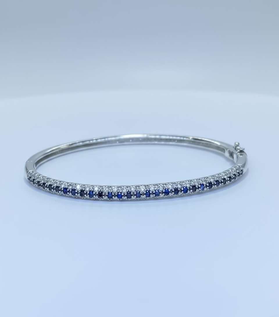 
                    Black Diamond Bangle 0.64/0.48ct
                  