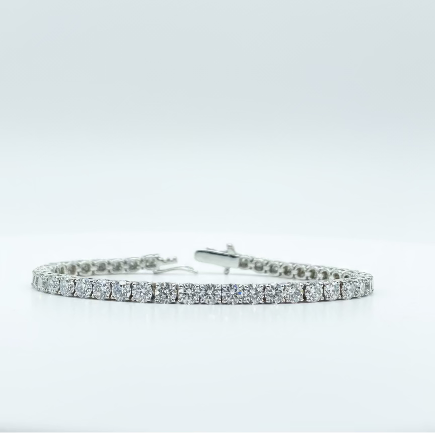 
                    Diamond Tennis Bracelet 12.20ct
                  