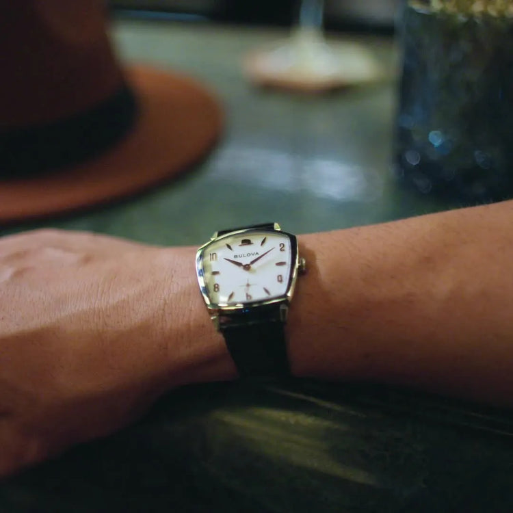 Bulova 96A337 Frank Sinatra packaging