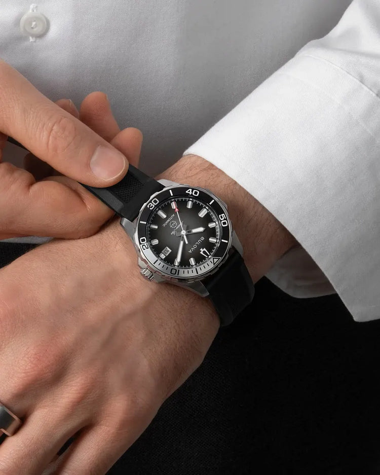 Bulova 98B465 Marine Star rubber strap