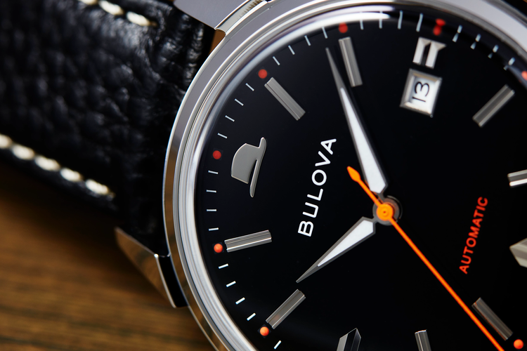 Bulova 96B381 Summer Wind packaging