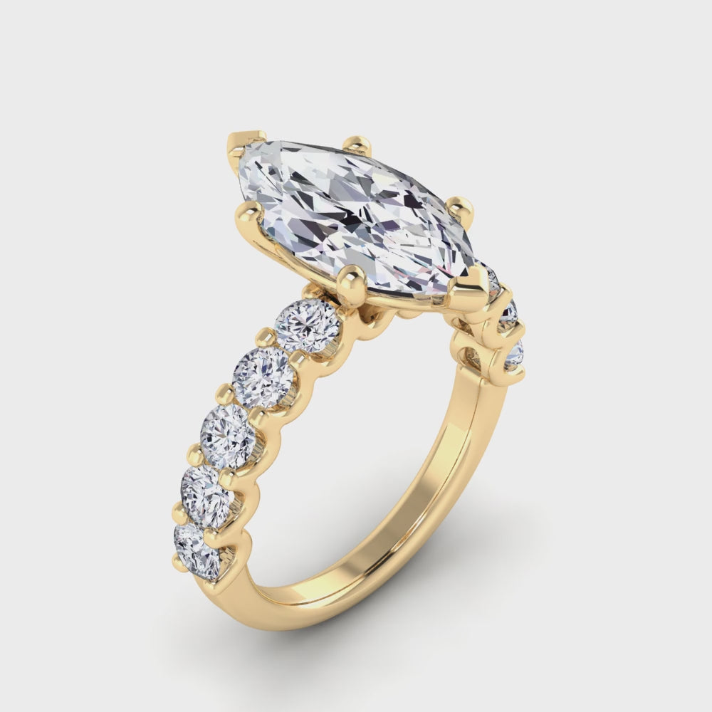 Yellow Gold
Marquise